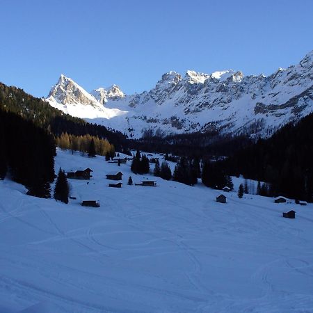Hotel El Geiger Pozza di Fassa Extérieur photo